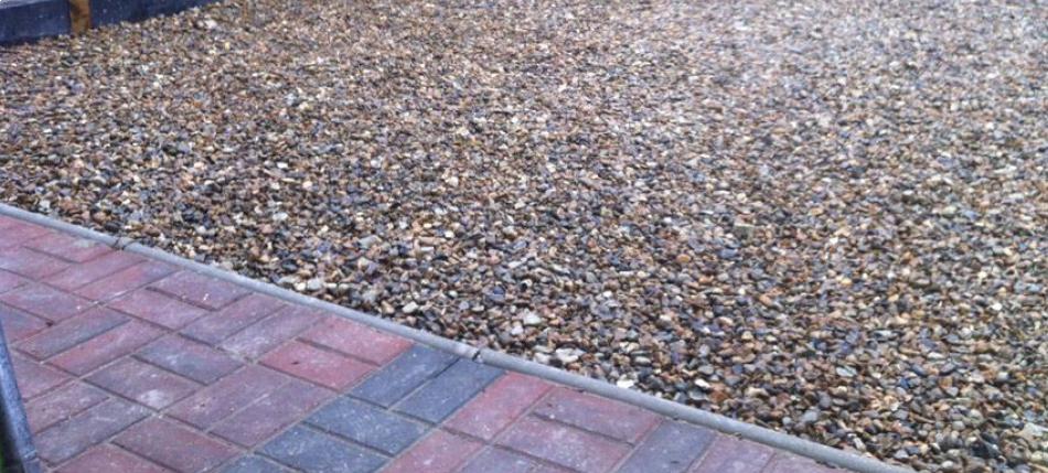 Shingle driveway construction